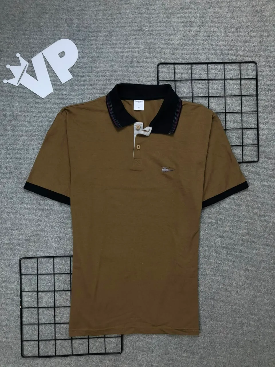 Camiseta Gola Polo Sallo Marrom c/ Detalhe Preto